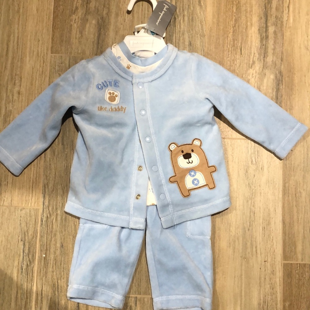 🧸First Impressions “Cute Like Daddy”’3 pc Velour Set 6-9 months🧸